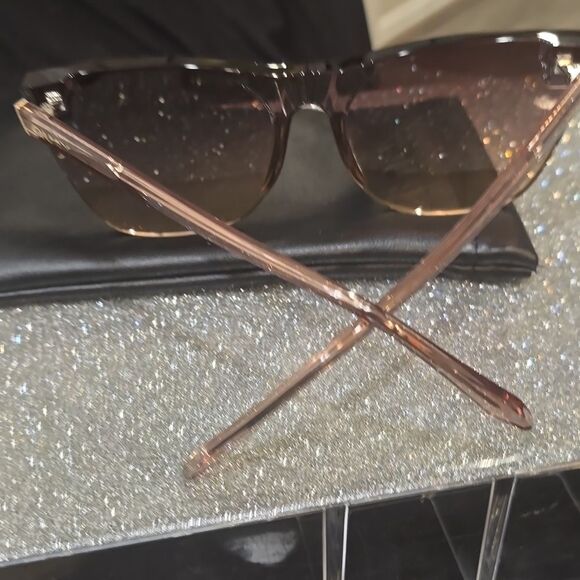 Quay Australia Come Thru 57MM Cat Eye Sunglasses- Doe/Brown Fawn - Picture 9 of 10